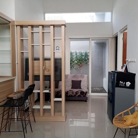 Villa Harmony Syariah II Бату Екстериор снимка