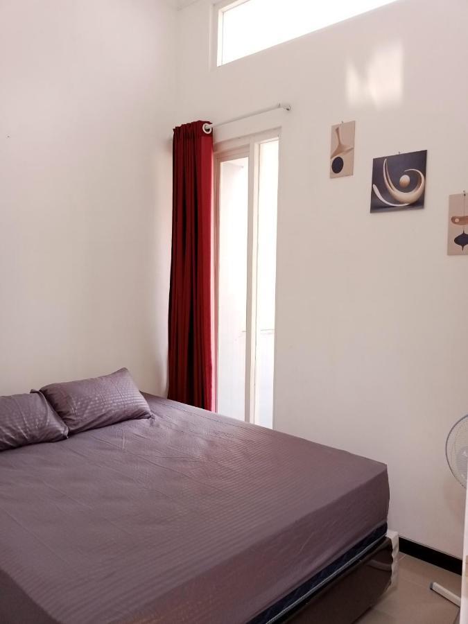 Villa Harmony Syariah II Бату Екстериор снимка